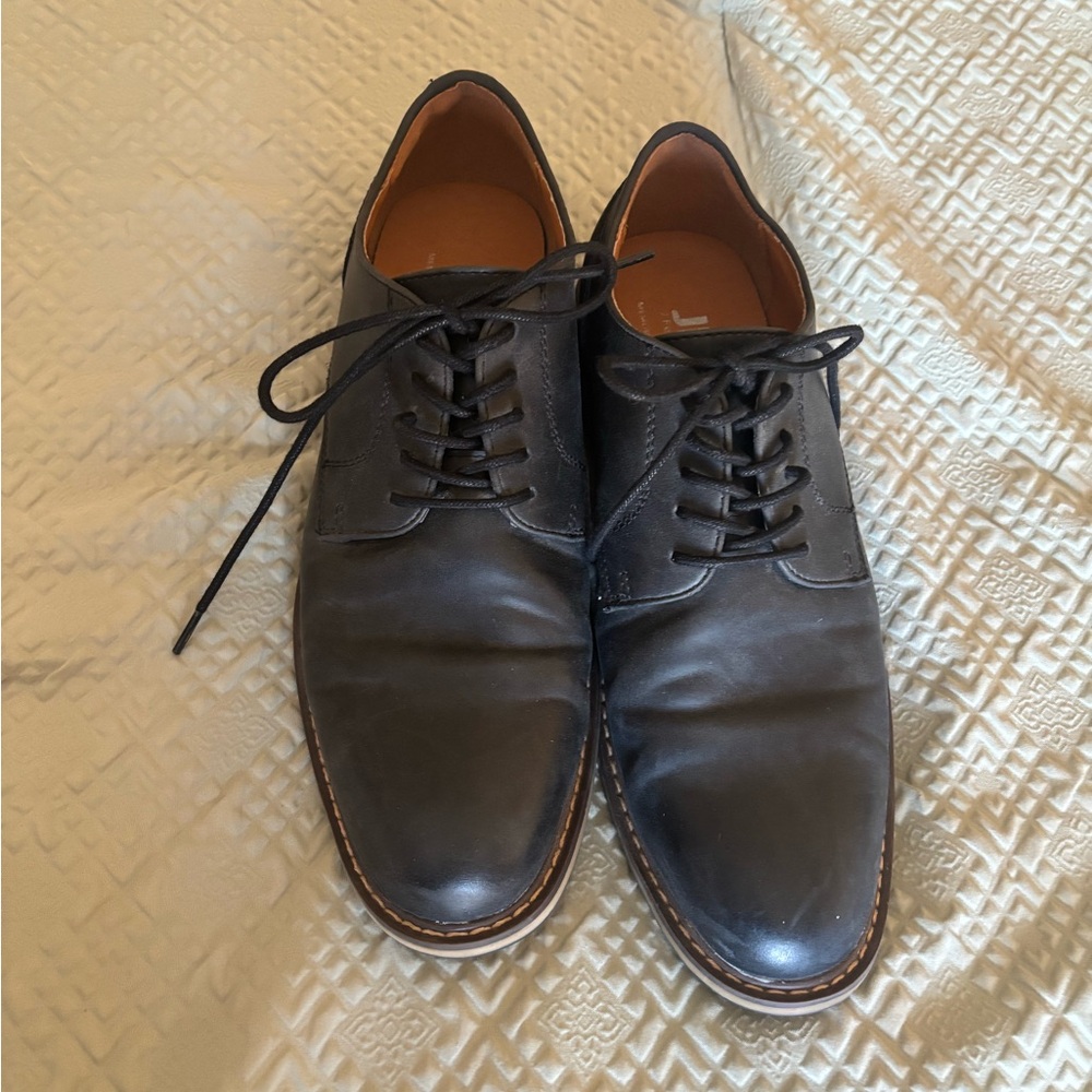J Ferrar Men's Black Leather Dress Shoes